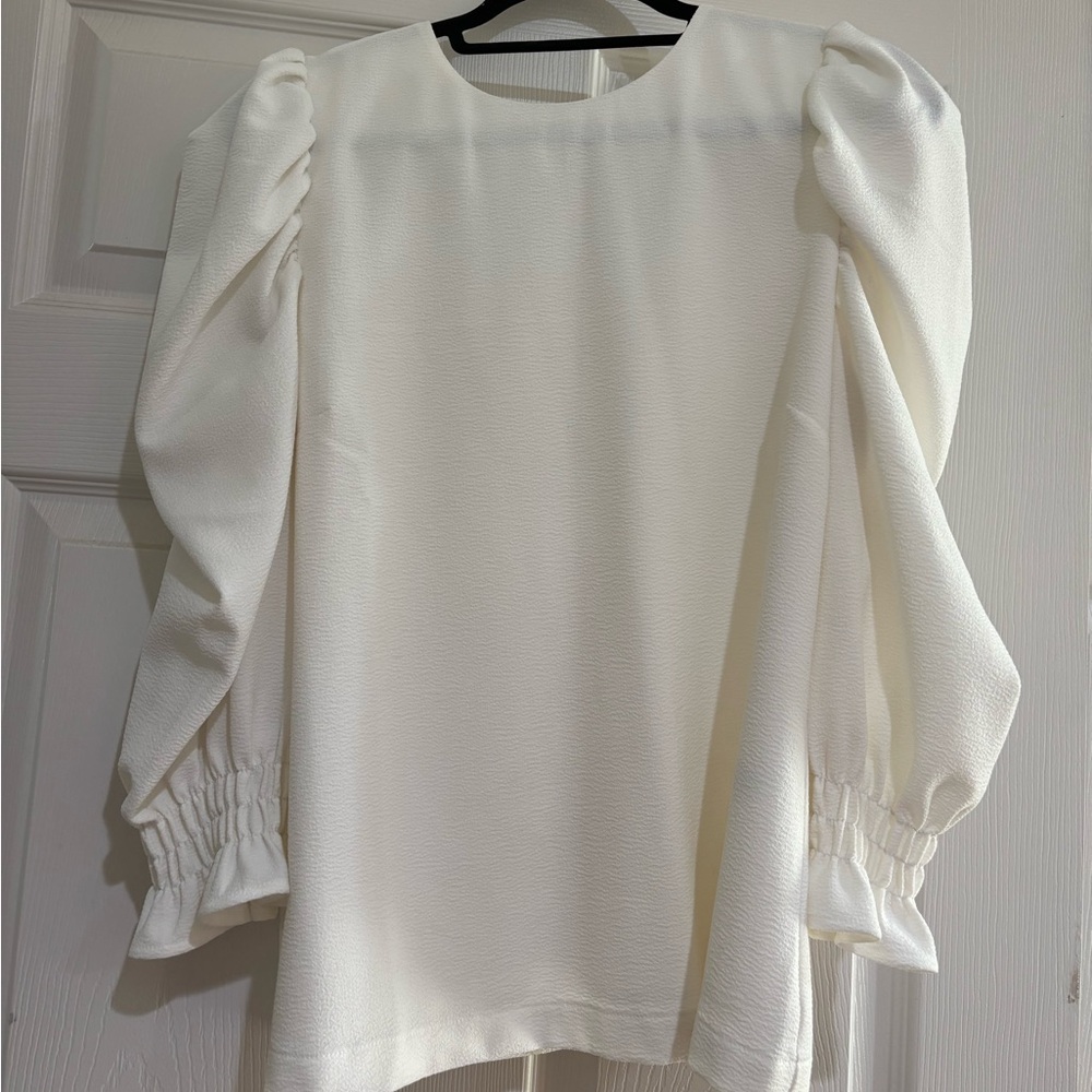 Rachel Parcell White Puff Sleeve Ruffled Blouse